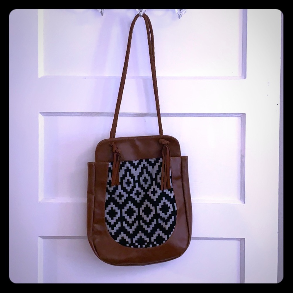 Super cute boho Mossimo Purse Aztec Print Braided